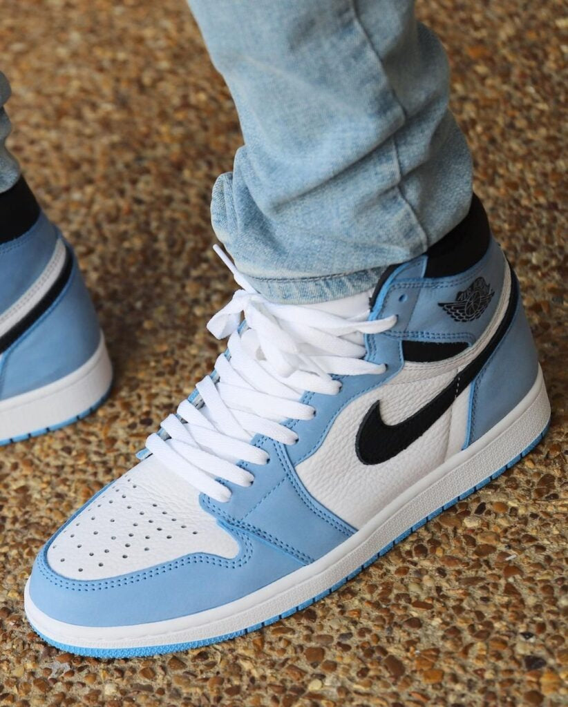 Nike Air Jordan 1 Retro High White University Blue Black Shoes For Man And Boys 555088-134